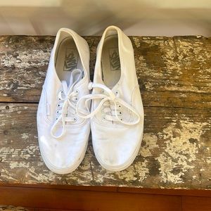 Vintage White Vans 8.5. They don’t sell this exact style anymore.